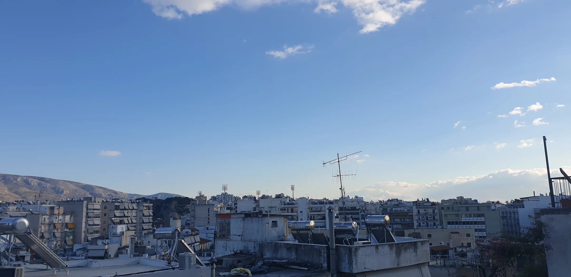Άποψη πολυκατοικιών της Αθήνας