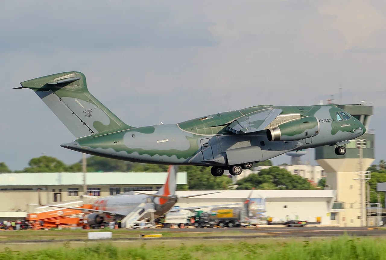 Βραζιλιάνικο μεταγωγικό Embraer C-390 Millennium με αριθμό FAB2856